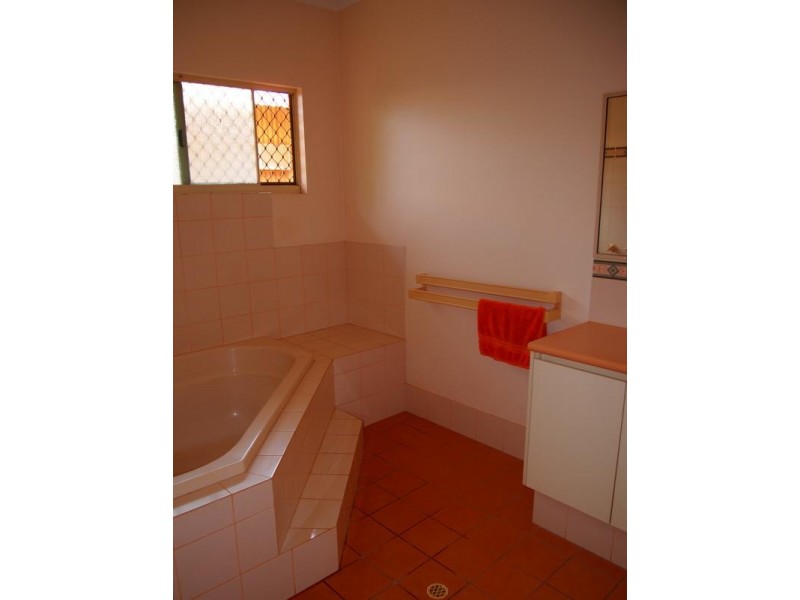 8 Smirnoff Place, Cable Beach WA 6726