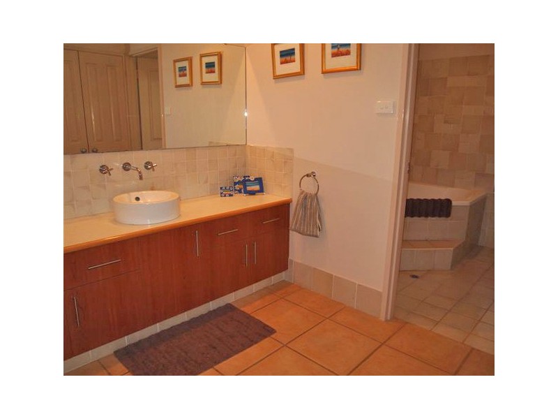 52 Lullfitz Drive, Cable Beach WA 6726