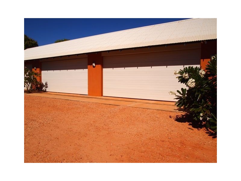 52 Lullfitz Drive, Cable Beach WA 6726