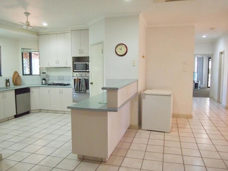 8 Knot Grove, Djugun WA 6725