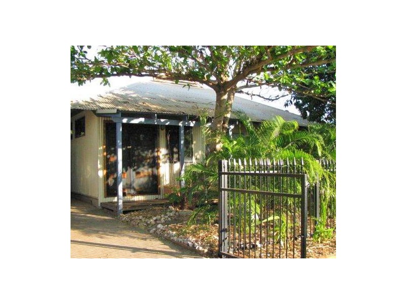 9 Barnsley Place, Cable Beach WA 6726