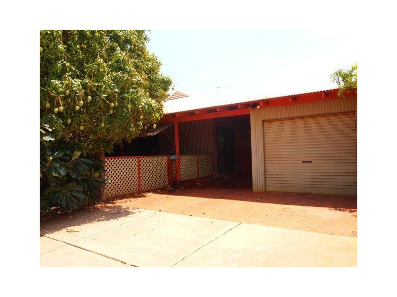 1/2 Smirnoff Place, Cable Beach WA 6726