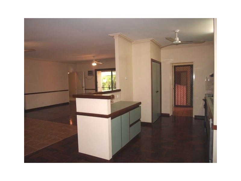 1/2 Smirnoff Place, Cable Beach WA 6726