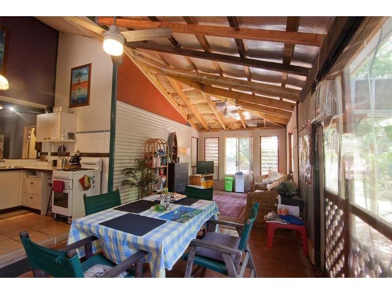 2/14 Pembroke Road, Broome WA 6725