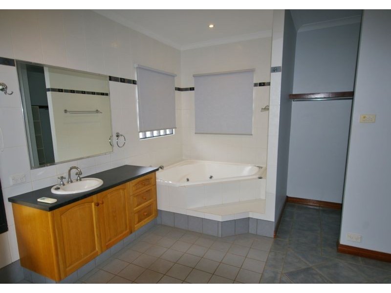 55 Kapang Drive, Cable Beach WA 6726