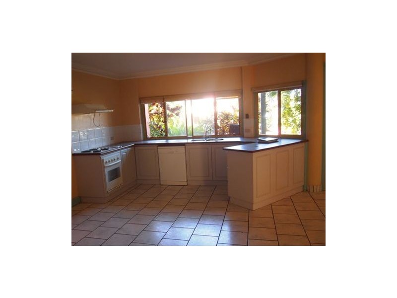 2/49 Carnarvon Street, Broome WA 6725