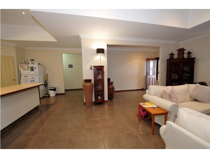 6 Planigale loop, Djugun WA 6725