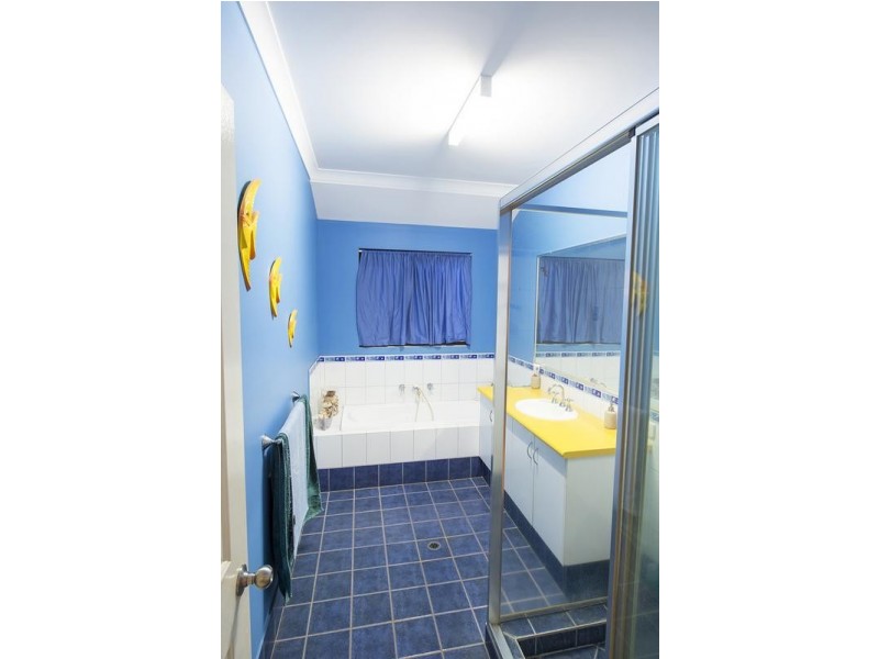 11 Kestrel Place, Djugun WA 6725