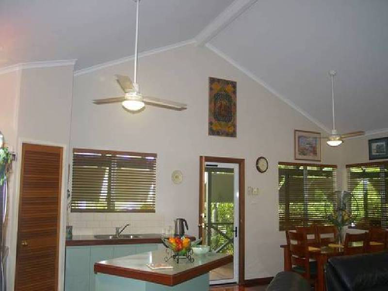 15 Charles Road, Broome WA 6725