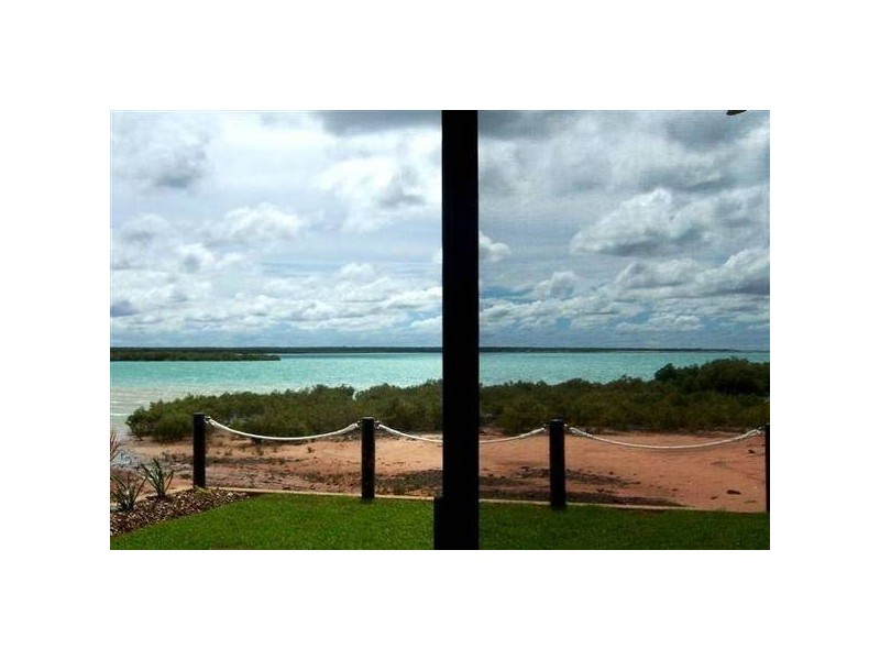 8/39 Hamerlsey Street, Broome WA 6725