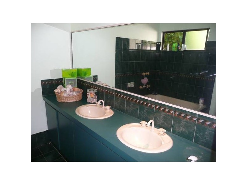 24 Taiji Road, Broome WA 6725