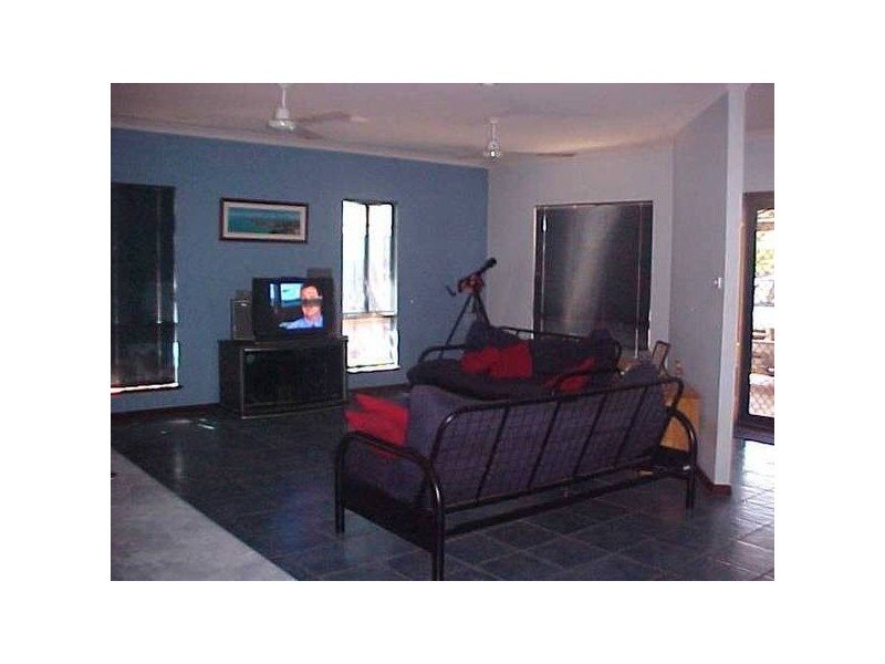 33 Bowerbird Loop, Broome WA 6725