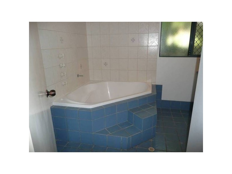 8 Gill Road, Broome WA 6725