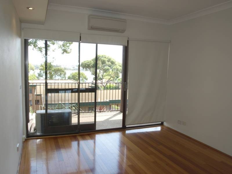 10/1 Gow Street, Abbotsford NSW 2046