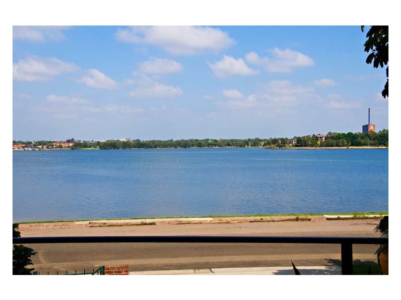 42 Wymston Parade, Abbotsford NSW 2046