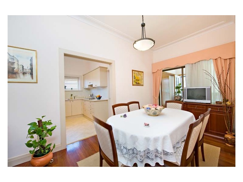22 Earle Avenue, Ashfield NSW 2131