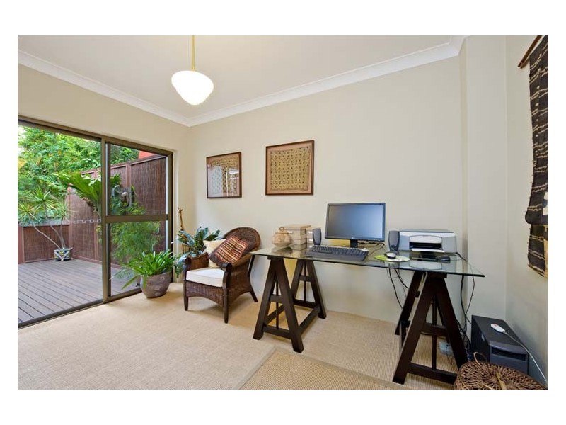 9 Warwillah Road, Russell Lea NSW 2046