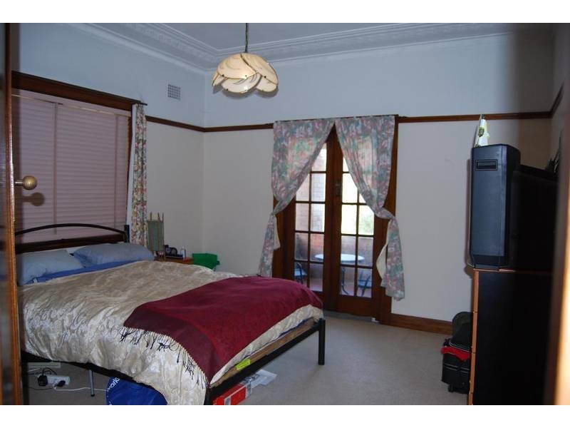 62 Henley Marine Drive, Rodd Point NSW 2046