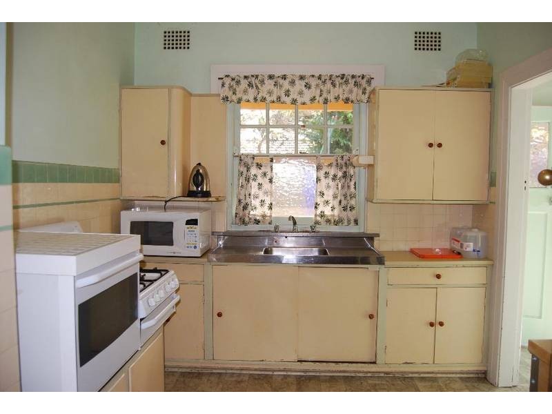 62 Henley Marine Drive, Rodd Point NSW 2046