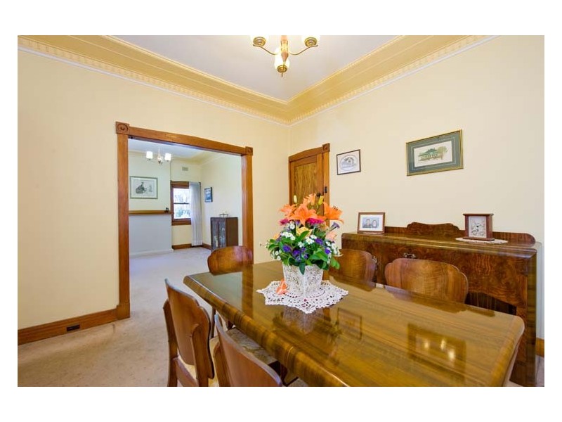 16 First Avenue, Rodd Point NSW 2046