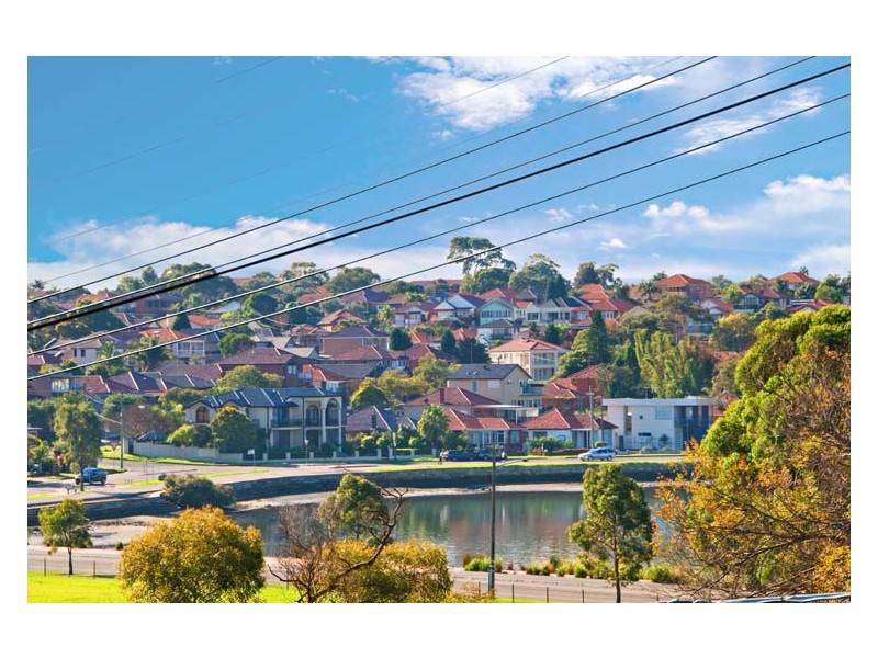 16 First Avenue, Rodd Point NSW 2046