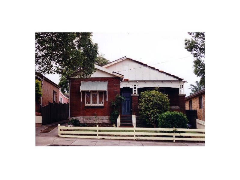 328 Lyons Road, Russell Lea NSW 2046