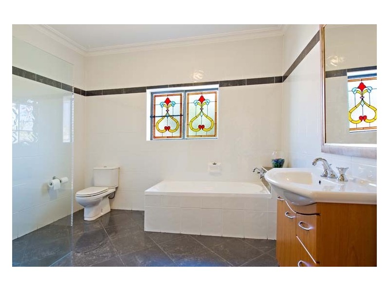 12 Warwillah Road, Russell Lea NSW 2046
