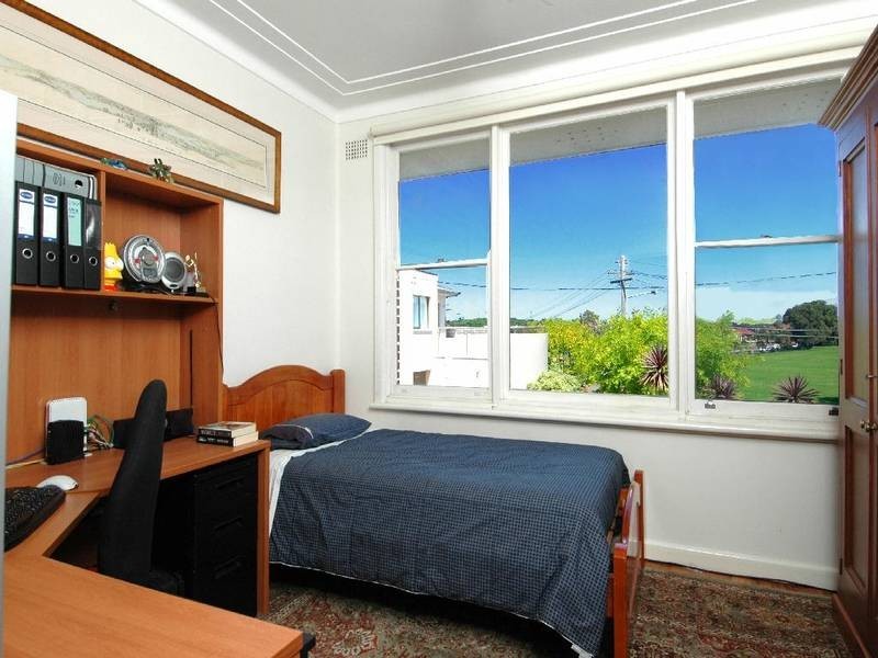 75 Barnstaple Road, Russell Lea NSW 2046