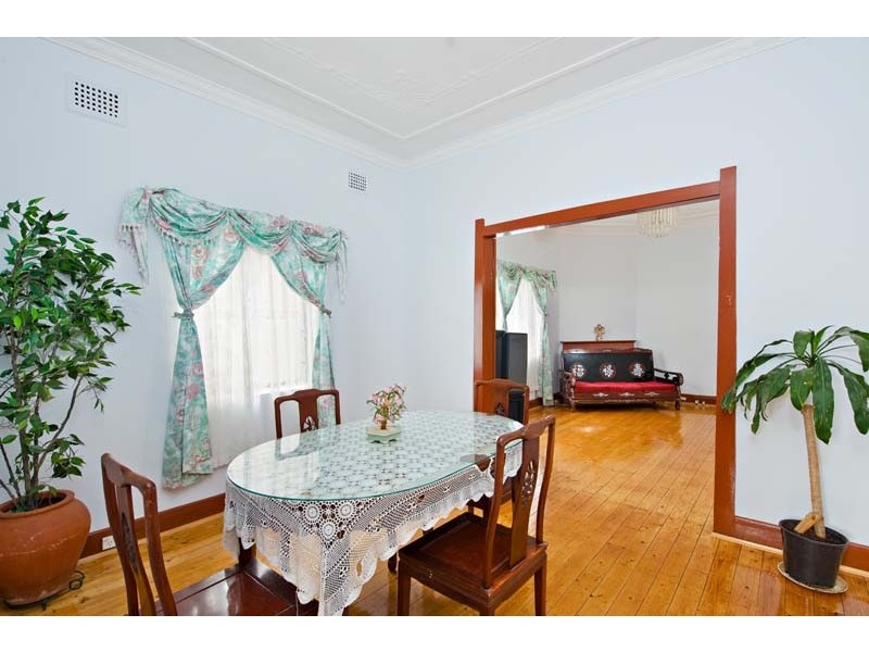 385 Lyons Road, Five Dock NSW 2046