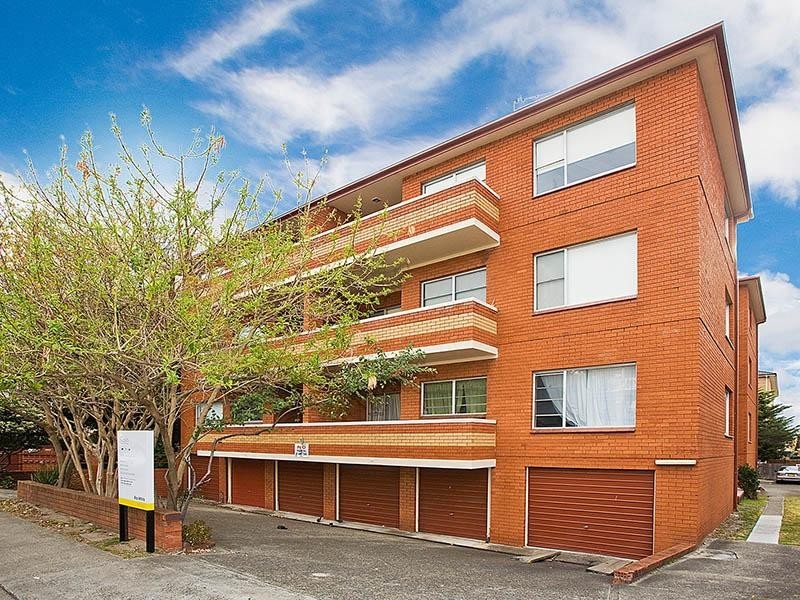 1 Queens Road, Brighton-le-sands NSW 2216