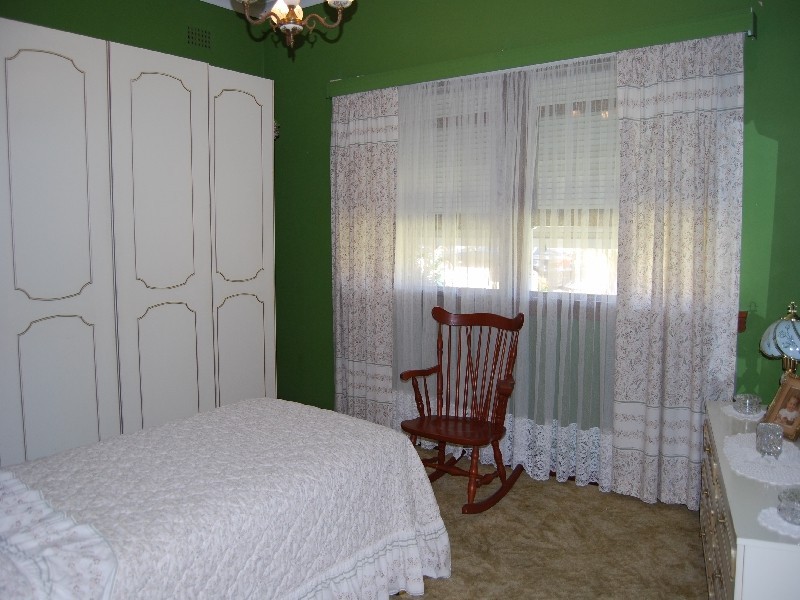 40 Princess Avenue, Rodd Point NSW 2046