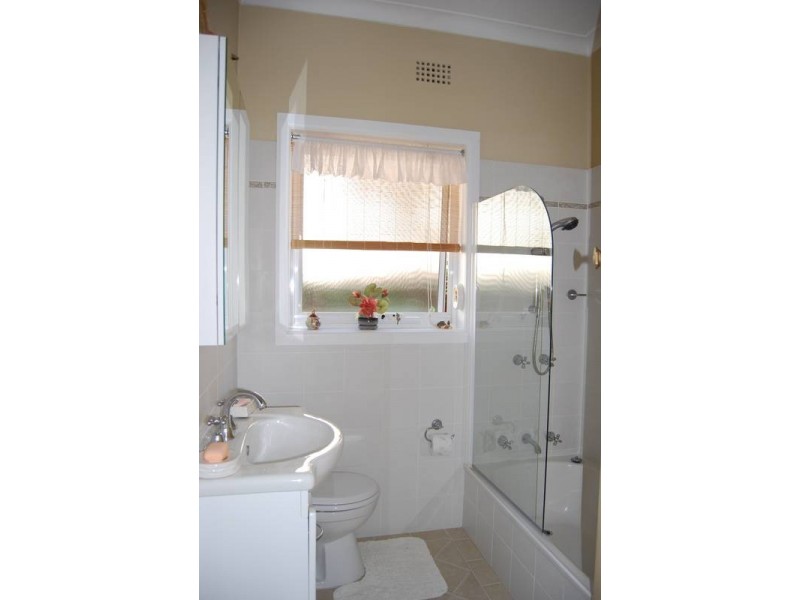 40 Princess Avenue, Rodd Point NSW 2046