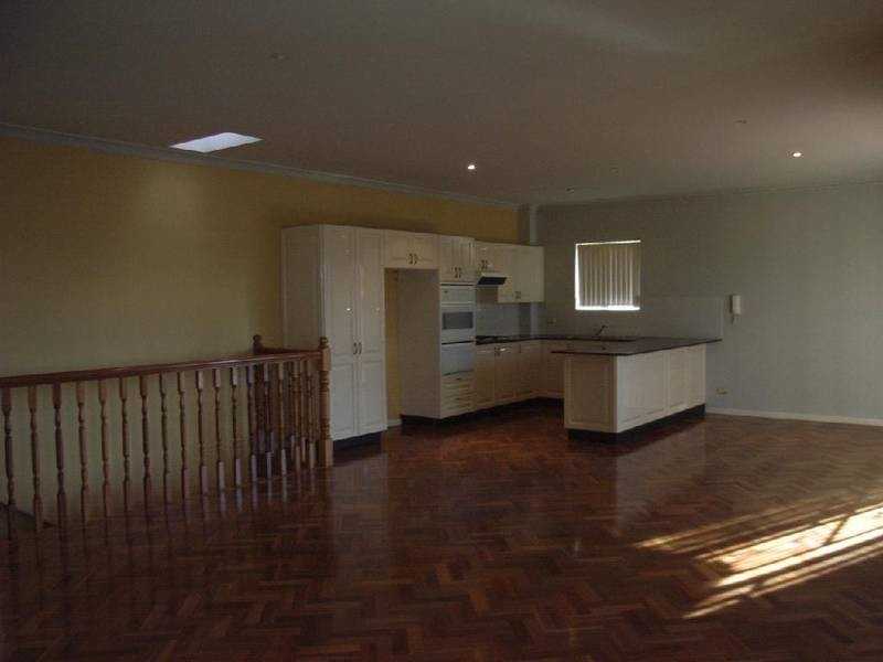 70 Hampden Road, Russell Lea NSW 2046