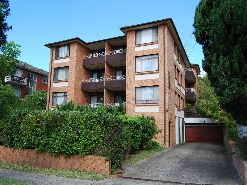 12/11-13 Cambridge Street, Gladesville NSW 2111