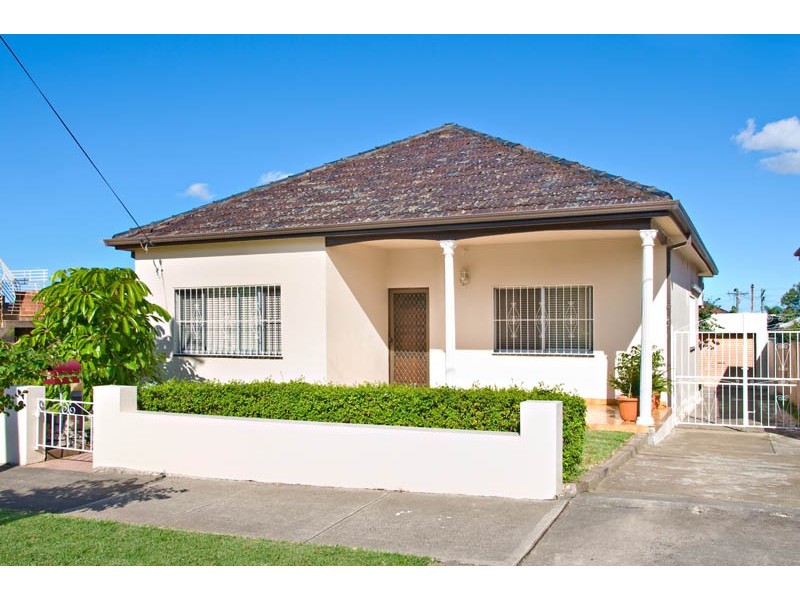 20 Clare Crescent, Russell Lea NSW 2046