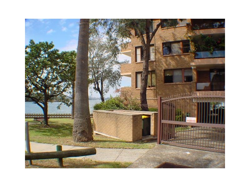 128 Lower St Georges Crescent, Drummoyne NSW 2047