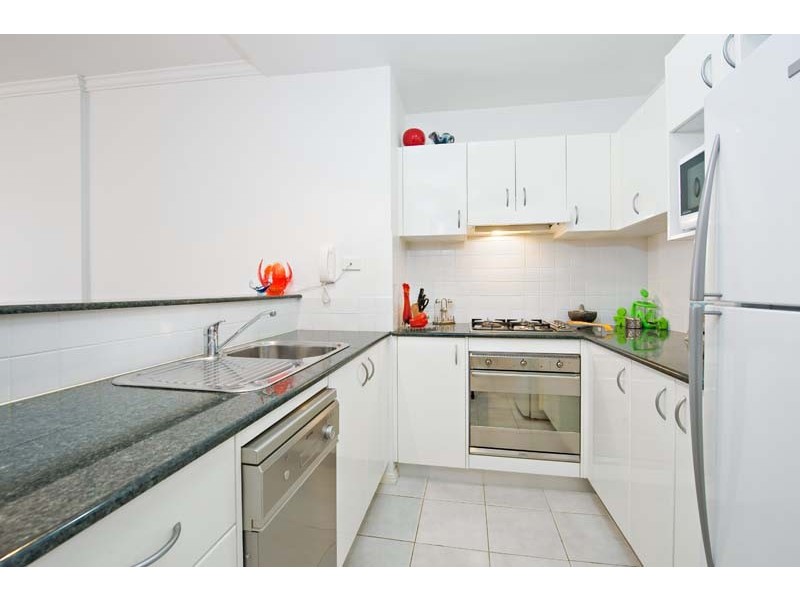 204/1 Warayama Place “Balmain Shores”, Rozelle NSW 2039