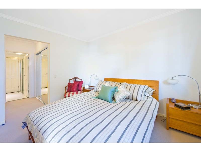 204/1 Warayama Place “Balmain Shores”, Rozelle NSW 2039