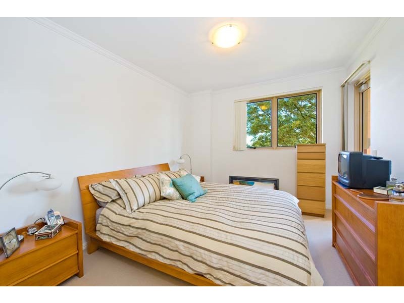 204/1 Warayama Place “Balmain Shores”, Rozelle NSW 2039