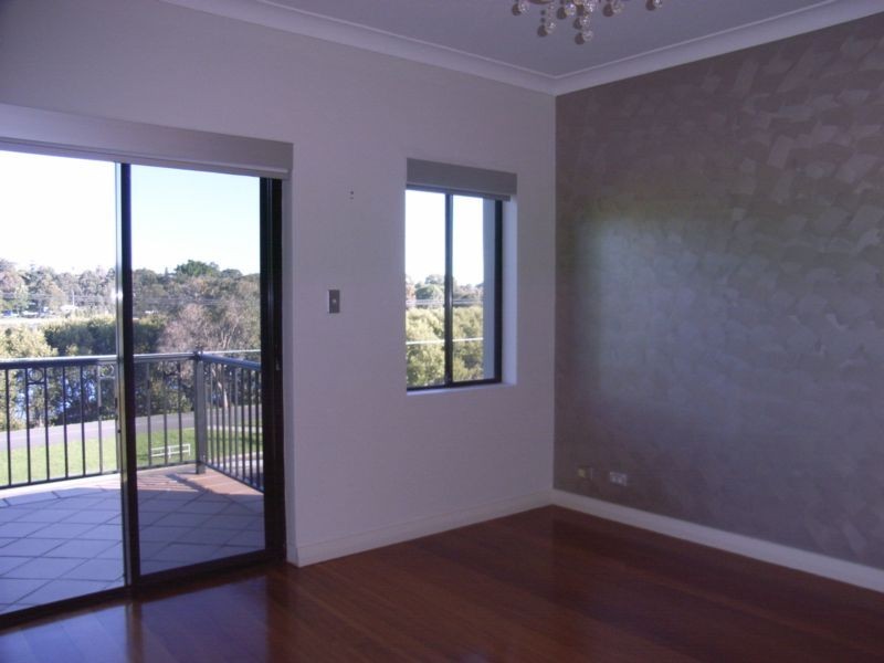 59 Henley Marine Drive, Rodd Point NSW 2046