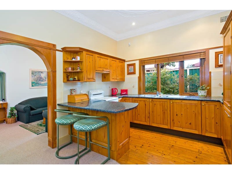 13 Murray Street, Russell Lea NSW 2046