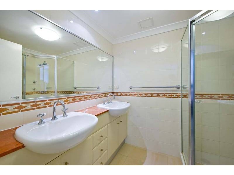 2/1 Kings Bay Avenue, Five Dock NSW 2046