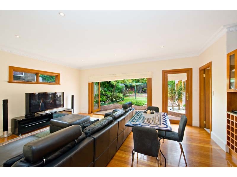131 Lyons Road, Drummoyne NSW 2047