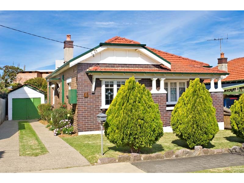 6 Speed Avenue, Russell Lea NSW 2046