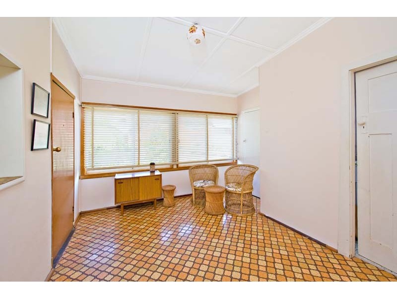 6 Speed Avenue, Russell Lea NSW 2046