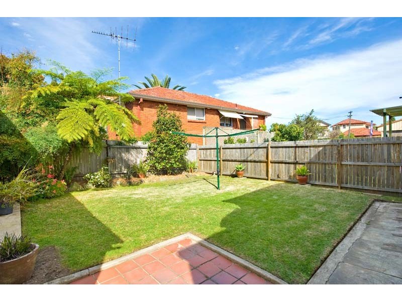 6 Speed Avenue, Russell Lea NSW 2046