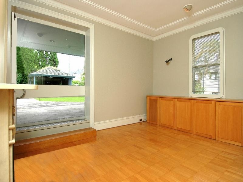 24 Lyons Road, Drummoyne NSW 2047