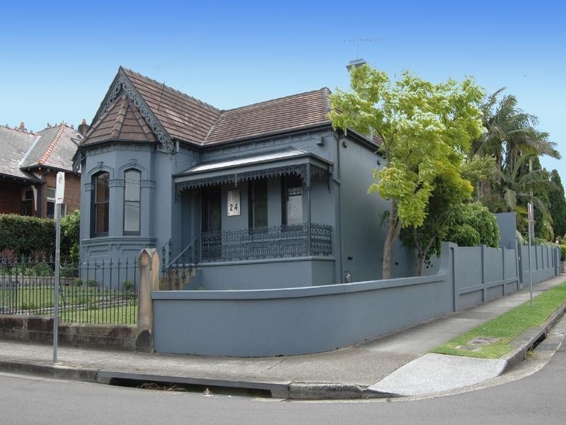 24 Lyons Road, Drummoyne NSW 2047