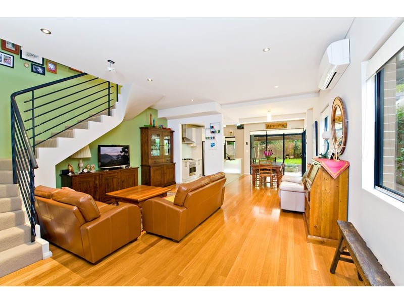 2/13A Blackwall Point Road, Chiswick NSW 2046