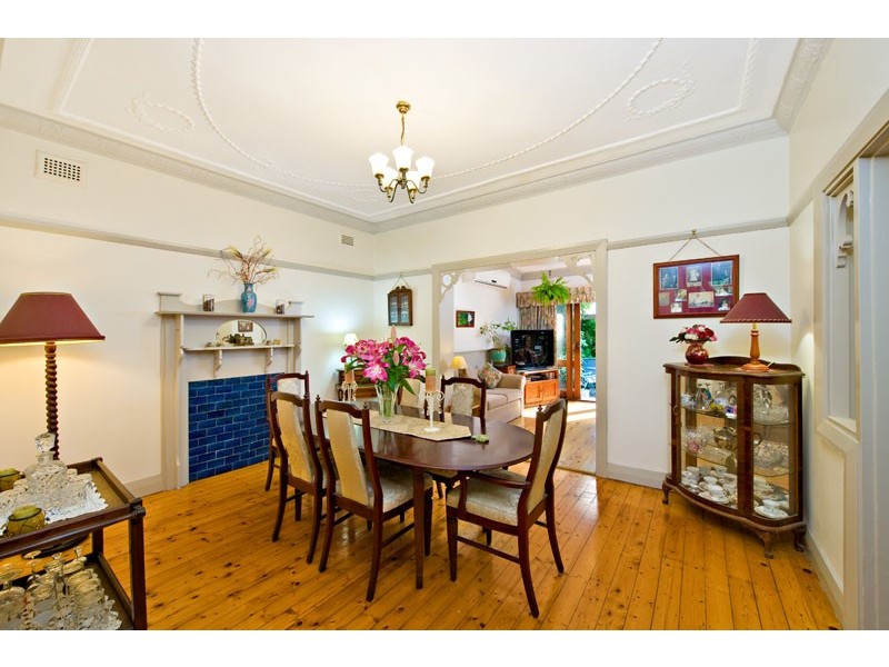 12 Potter Street, Russell Lea NSW 2046